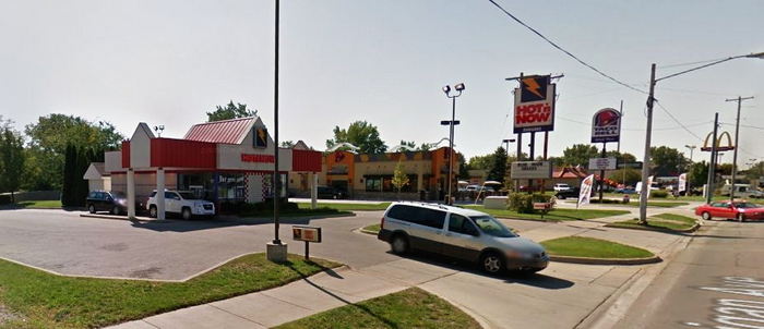 Hot n Now Hamburgers - Saginaw - 1508 N Michigan Ave